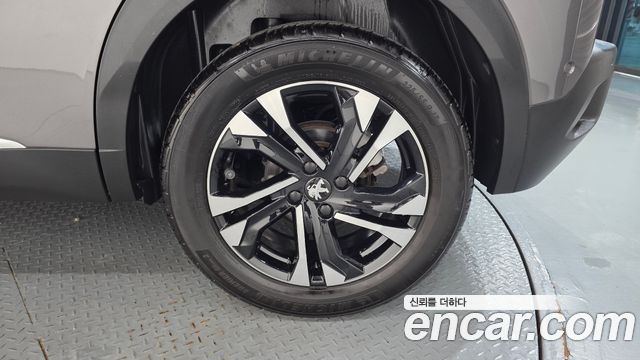 Peugeot 2008 (II) 1.5 BlueHDi GT Line 2021 — фото 21