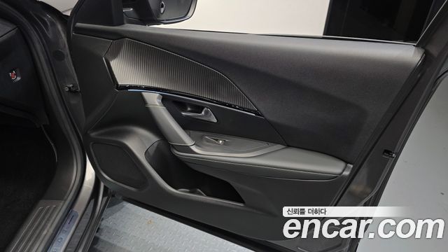 Peugeot 2008 (II) 1.5 BlueHDi GT Line 2021 — фото 25