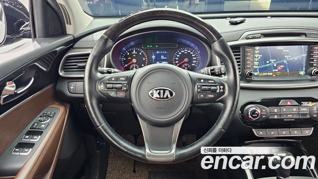 Kia Sorento Diesel 2.0 2WD Noblesse 2016 — фото 13