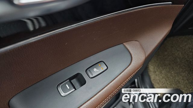 Kia Sorento Diesel 2.0 2WD Noblesse 2016 — фото 18