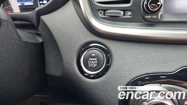 Kia Sorento Diesel 2.0 2WD Noblesse 2016 — фото 29
