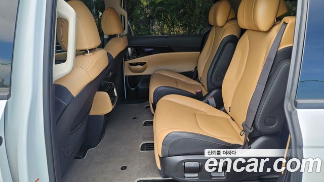 Kia Carnival (IV) Diesel 7-Seater Signature 2023 — фото 16