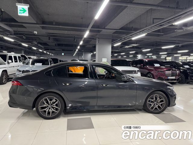 BMW 5 Series (G60) 523d xDrive M Sport 2026 — фото 2