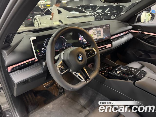 BMW 5 Series (G60) 523d xDrive M Sport 2026 — фото 4