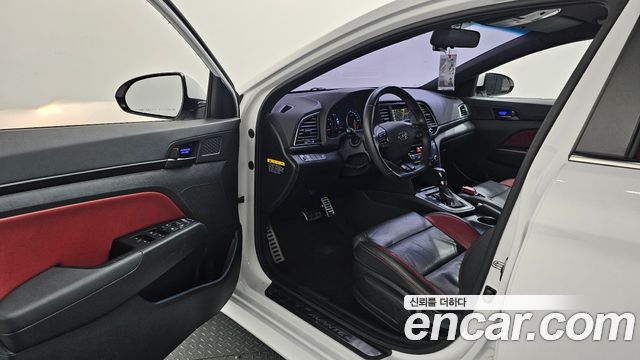 Hyundai Avante (AD) 1.6 Turbo Sport 2017 — фото 10