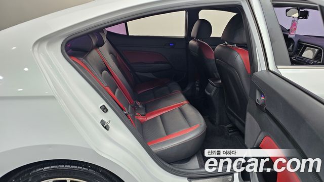 Hyundai Avante (AD) 1.6 Turbo Sport 2017 — фото 11