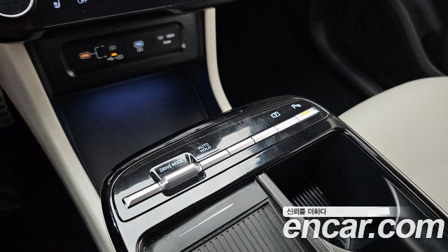 Hyundai Tucson Hybrid (NX4) HEV 1.6 2WD Inspiration 2024 — фото 35