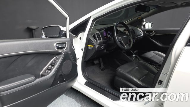 Kia K3 Noblesse 2014 — фото 10