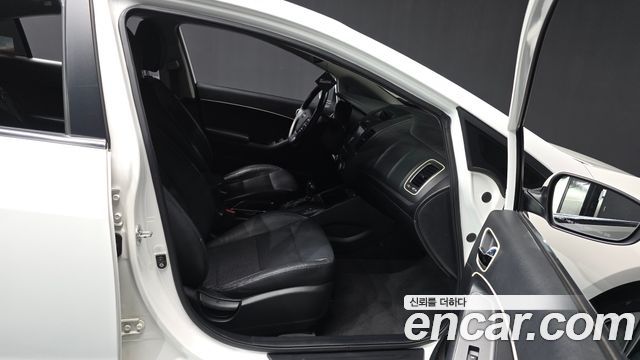 Kia K3 Noblesse 2014 — фото 11