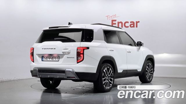KG Mobility (SsangYong) Torres Gasoline 1.5 2WD T7 2023 — фото 2