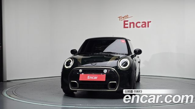 MINI Cooper S 3Door Resolute Edition 3rd Gen 2023 — фото 3