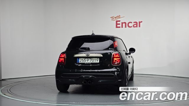 MINI Cooper S 3Door Resolute Edition 3rd Gen 2023 — фото 4
