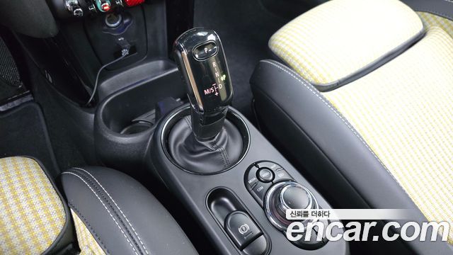 MINI Cooper S 3Door Resolute Edition 3rd Gen 2023 — фото 9