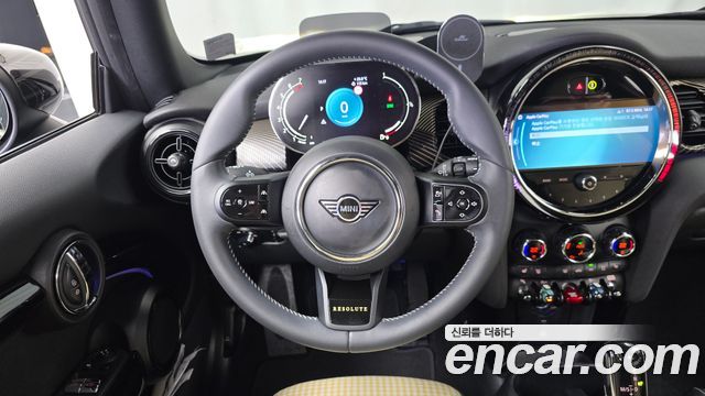 MINI Cooper S 3Door Resolute Edition 3rd Gen 2023 — фото 12