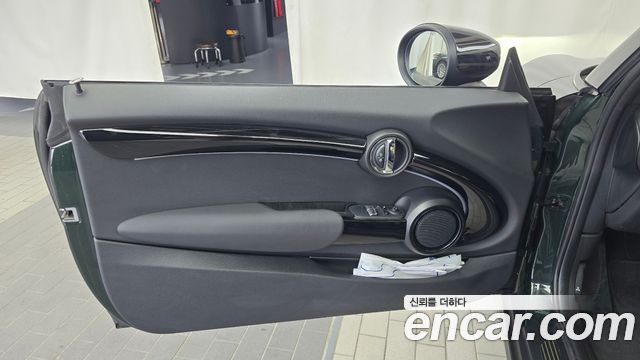MINI Cooper S 3Door Resolute Edition 3rd Gen 2023 — фото 24