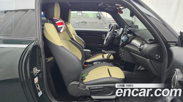 MINI Cooper S 3Door Resolute Edition 3rd Gen 2023 — фото 26