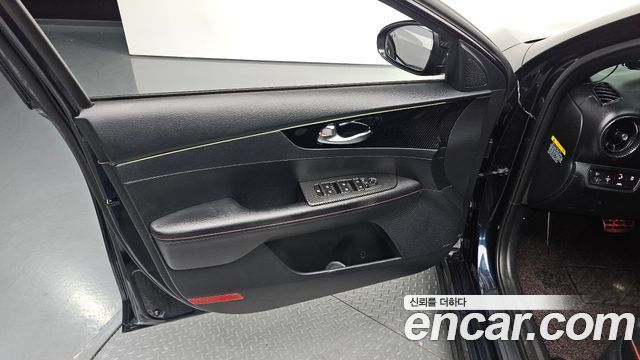 Kia K3 5Door GT Plus 2019 — фото 24