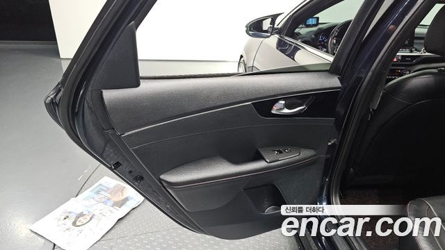 Kia K3 5Door GT Plus 2019 — фото 25