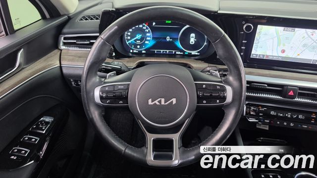 Kia K5 (III) 2.0 Noblesse 2022 — фото 13
