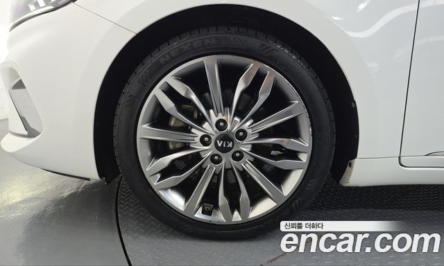 Kia K7 Premier 3.0 GDI Noblesse 2020 — фото 5