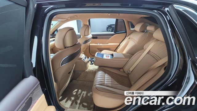 Genesis G90 (RS4) Gasoline 3.5 Turbo AWD 2023 — фото 16