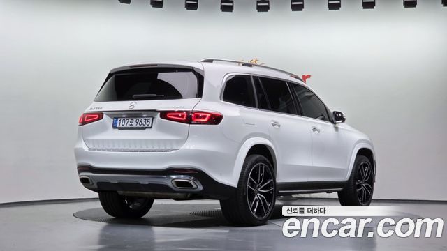 Mercedes-Benz GLS-Class (X167) GLS580 4MATIC 2023 — фото 2
