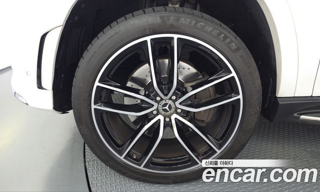 Mercedes-Benz GLS-Class (X167) GLS580 4MATIC 2023 — фото 5