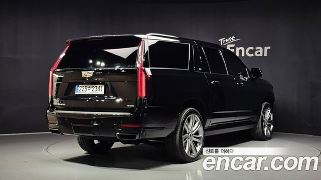 Cadillac Escalade (V) 6.2 ESV ESV Sports Platinum 2025 — фото 2