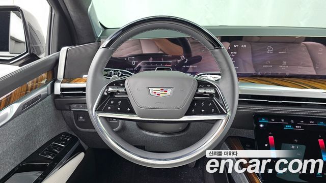 Cadillac Escalade (V) 6.2 ESV ESV Sports Platinum 2025 — фото 13
