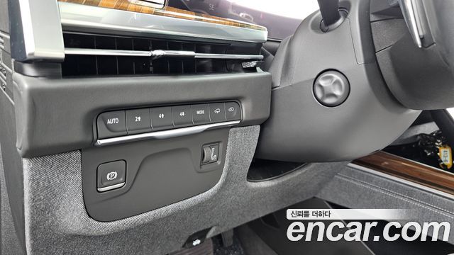 Cadillac Escalade (V) 6.2 ESV ESV Sports Platinum 2025 — фото 27