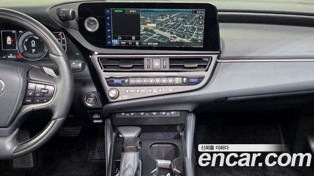 Lexus ES300h (VII) Luxury Plus 2024 — фото 14