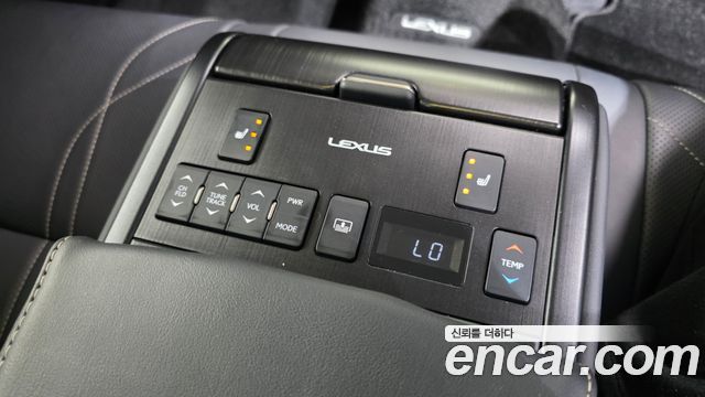 Lexus ES300h (VII) Luxury Plus 2024 — фото 19