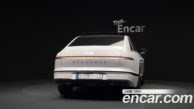 Hyundai Grandeur Hybrid (GN7) Caligraphy 2027 — фото 4