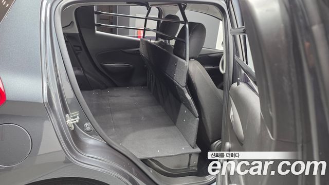Chevrolet Spark Van 2019 — фото 12