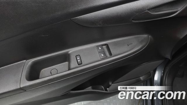 Chevrolet Spark Van 2019 — фото 18
