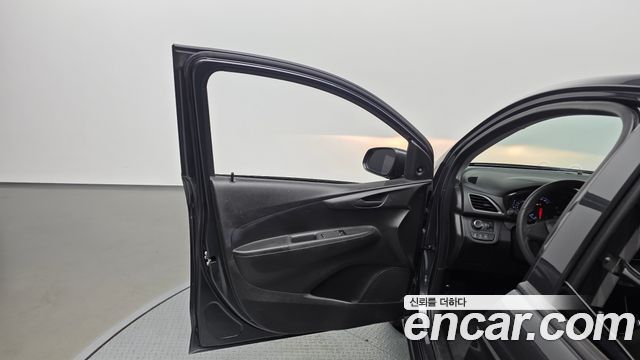 Chevrolet Spark Van 2019 — фото 24