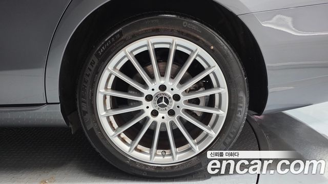 Mercedes-Benz E-Class (W213) E250 Exclusive 2022 — фото 21