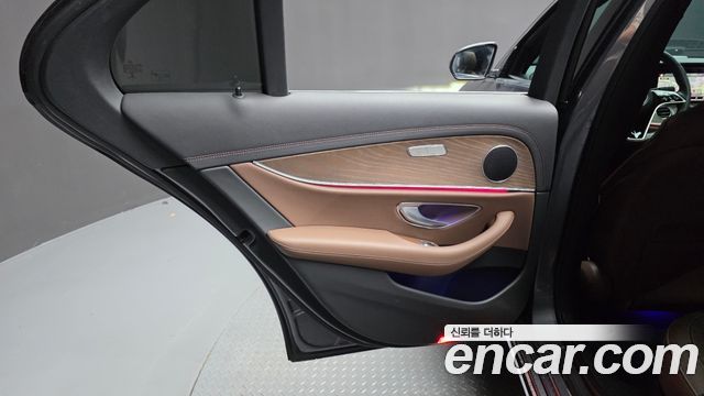 Mercedes-Benz E-Class (W213) E250 Exclusive 2022 — фото 25