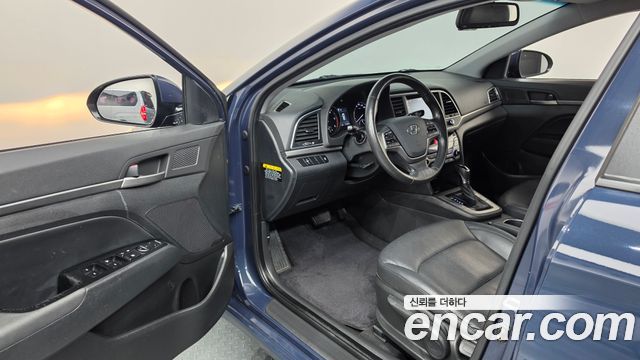 Hyundai Avante (AD) 1.6 e-VGT SMART Special 2016 — фото 10