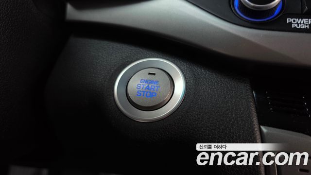 Hyundai Avante (AD) 1.6 e-VGT SMART Special 2016 — фото 19