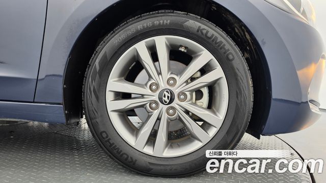 Hyundai Avante (AD) 1.6 e-VGT SMART Special 2016 — фото 21