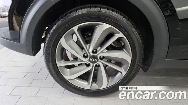 Kia Niro Prestige 2018 — фото 5