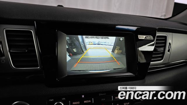 Kia Niro Prestige 2018 — фото 15