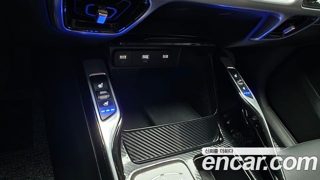 Kia Sorento (IV) Gasoline 2.5T 2WD Noblesse 2023 — фото 18