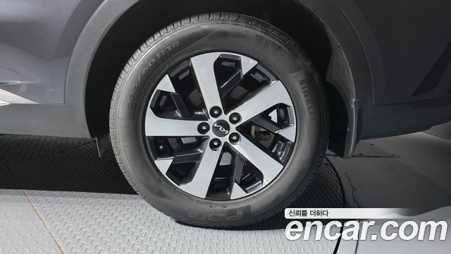 Kia Sorento (IV) Gasoline 2.5T 2WD Noblesse 2023 — фото 21