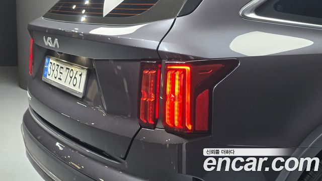 Kia Sorento (IV) Gasoline 2.5T 2WD Noblesse 2023 — фото 23