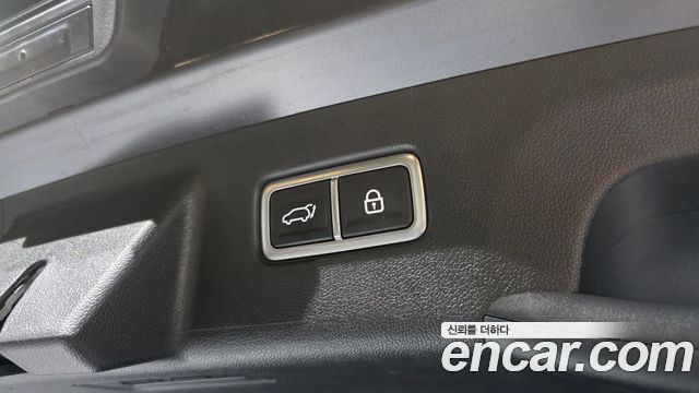 Kia Sorento (IV) Gasoline 2.5T 2WD Noblesse 2023 — фото 32