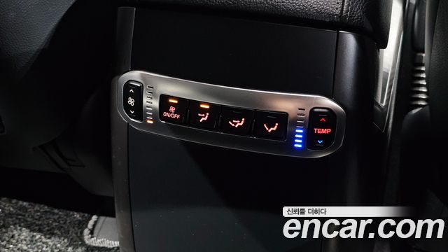 Kia Mohave Diesel 3.0 4WD President 2018 — фото 18