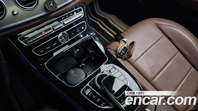 Mercedes-Benz E-Class (W213) E300 Avantgarde 2019 — фото 16