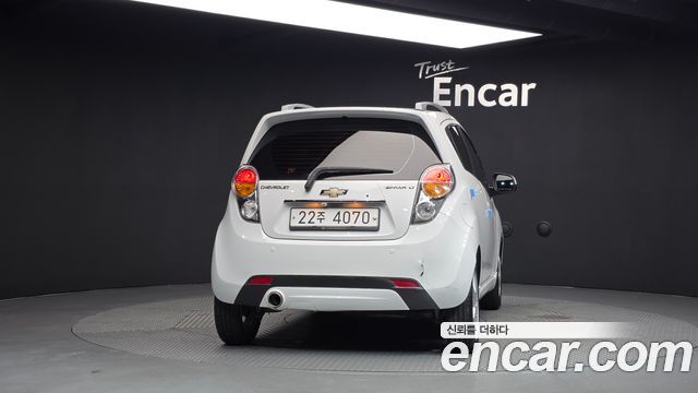 Chevrolet Spark LPG LT Standard 2012 — фото 4
